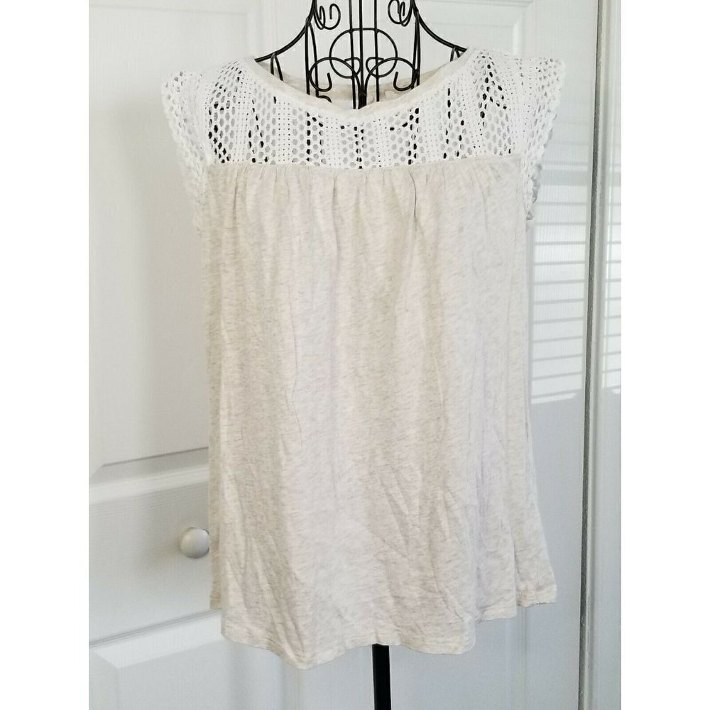 GAP Women’s Cotton Top Crochet Yoke &Cap-Sleeve Heather Oatmeal/White Size XS
